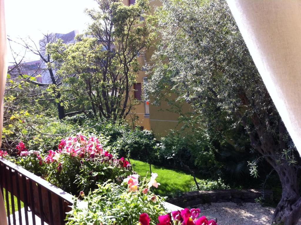 Inn The Garden CTA Exterior foto
